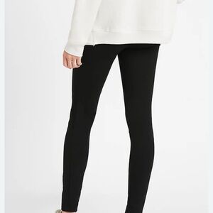 Banana Republic Black Leggings Sleek Stretchy Design